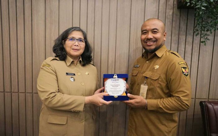 Kota Kediri Masuk 5 Besar Penghargaan Mensukseskan Gerakan Transisi PAUD-SD yang Menyenangkan Kota Kediri Masuk 5 Besar Penghargaan Mensukseskan Gerakan Transisi PAUD-SD yang Menyenangkan