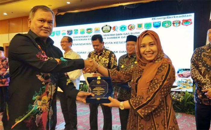 Wali Kota Mojokerto Teken MoU Penyediaan dan Pendistribusian Gas Bumi dengan Kementerian ESDM