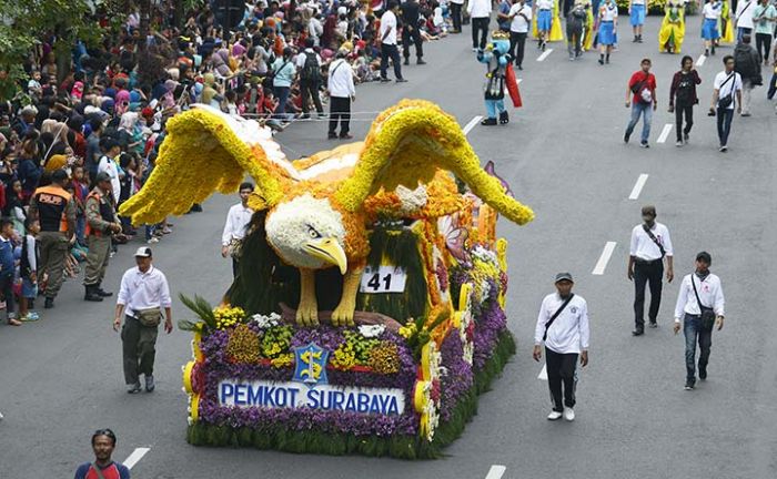 Wali Kota Batu Terkesima Kemegahan Parade Surabaya Vaganza Wali Kota Batu Terkesima Kemegahan Parade Surabaya Vaganza