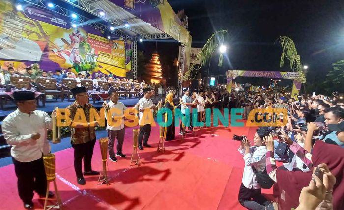Antusias Ribuan Warga Saksikan Patrol Ramadan 2024 di Kota Mojokerto Antusias Ribuan Warga Saksikan Patrol Ramadan 2024 di Kota Mojokerto