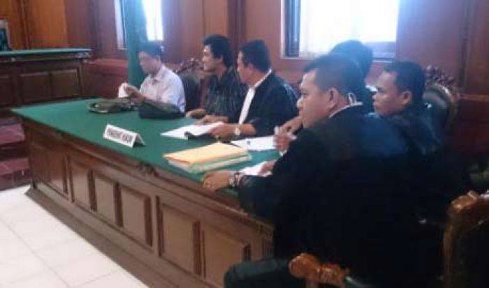 Sidang Pemalsuan Resi BPKB di PN Surabaya, Dua Terdakwa Terbukti Palsukan Tanda Tangan