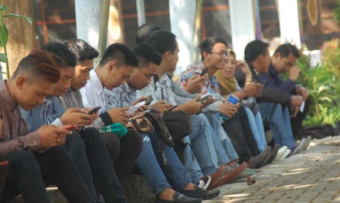 Job Fair Trenggalek Minim Peminat, Hanya Ada 1814 Pelamar dari 5000 Loker yang Disediakan Job Fair Trenggalek Minim Peminat, Hanya Ada 1814 Pelamar dari 5000 Loker yang Disediakan