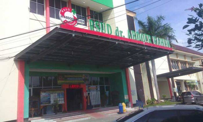 Buntut Dugaan Pengusiran Pasien KIS di Situbondo, DPRD Minta Oknum Dokter Dimutasi Buntut Dugaan Pengusiran Pasien KIS di Situbondo, DPRD Minta Oknum Dokter Dimutasi