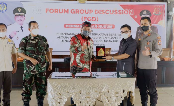 Pemkab Nganjuk Gandeng Kejaksaan Kerja Sama Pendampingan Hukum Pemkab Nganjuk Gandeng Kejaksaan Kerja Sama Pendampingan Hukum