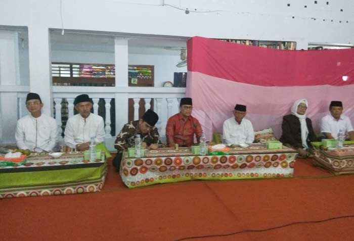 Ahmad Basarah Mulai Jalankan Perintah DPP PDIP, Kunjungi Ponpes Lirboyo dan Al-Fallah Ahmad Basarah Mulai Jalankan Perintah DPP PDIP, Kunjungi Ponpes Lirboyo dan Al-Fallah