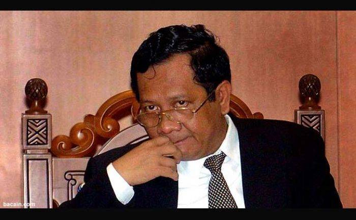 Mahfud MD: Pemda Boleh Abaikan Pencabutan Perda, MUI: Perda Serang Kearifan Lokal Mahfud MD: Pemda Boleh Abaikan Pencabutan Perda, MUI: Perda Serang Kearifan Lokal