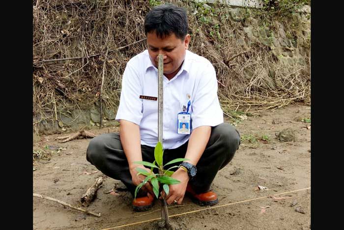 Tekstur Tanah dan Kondisi Geografis jadi Penyebab Tanah Longsor di Pacitan Tekstur Tanah dan Kondisi Geografis jadi Penyebab Tanah Longsor di Pacitan