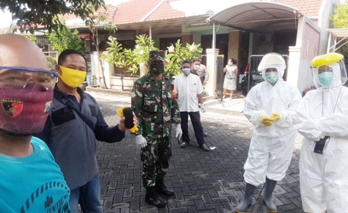 Mayat Kakek 65 Tahun Ditemukan Tewas Membengkak di Perum Green Park Sidoarjo Mayat Kakek 65 Tahun Ditemukan Tewas Membengkak di Perum Green Park Sidoarjo