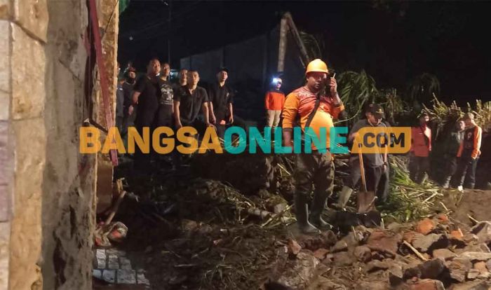 Diterjang Banjir, Tembok Singhasari Resort Jebol, 2 Rumah Rusak dan 3 Kendaraan Hanyut