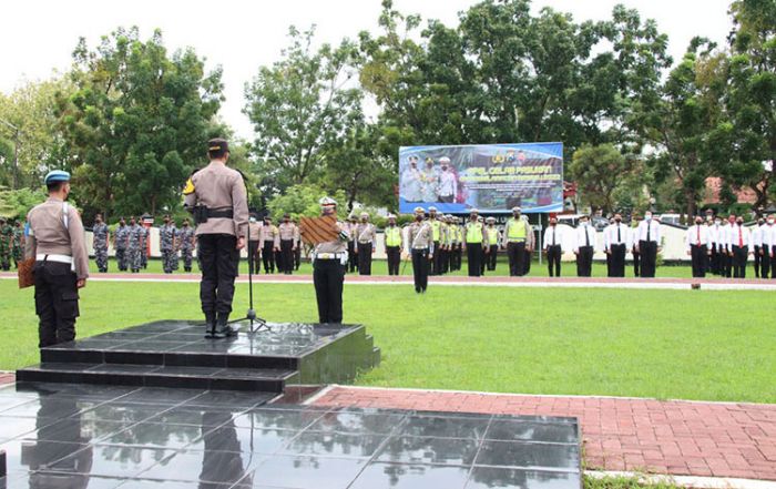 Polres Bangkalan Gelar Apel Pasukan Operasi Keselamatan Semeru 2022 Polres Bangkalan Gelar Apel Pasukan Operasi Keselamatan Semeru 2022