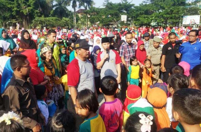 Gebyar PAUD di Trenggalek untuk Dukung Gernas Gemar Baca Buku Gebyar PAUD di Trenggalek untuk Dukung Gernas Gemar Baca Buku