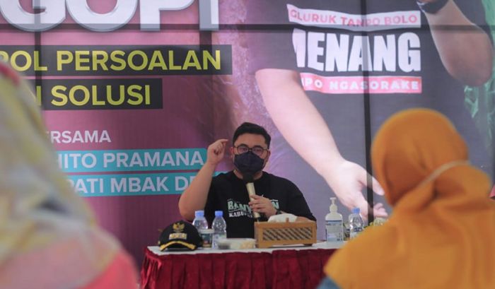 Diwaduli Warganya, Bupati Kediri Pastikan Perbaikan Jalan di Kecamatan Banyakan Diwaduli Warganya, Bupati Kediri Pastikan Perbaikan Jalan di Kecamatan Banyakan