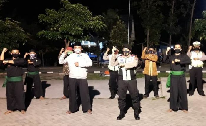 100 Pendekar Pagar Nusa PAC Ngadiluwih Ikuti Ujian Kenaikan Tingkat 100 Pendekar Pagar Nusa PAC Ngadiluwih Ikuti Ujian Kenaikan Tingkat