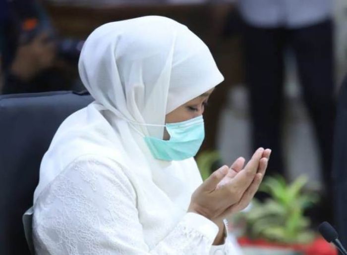 ​Gubernur-Wagub Jatim Silaturahim Kiai-Nyai, Khofifah Singgung Buzzer dan Post Truth 