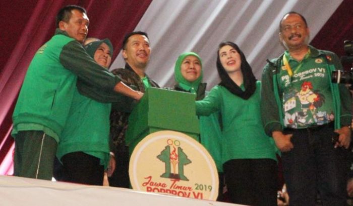 Menpora Menutup Porprov VI, Gubernur Khofifah Minta Atlet Berprestasi Dikawal Capai Prestasi Puncak Menpora Menutup Porprov VI, Gubernur Khofifah Minta Atlet Berprestasi Dikawal Capai Prestasi Puncak