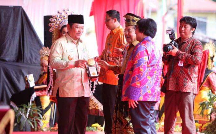 Piala Adipura Kirana Bakal Dikirab Keliling Kota Sidoarjo Piala Adipura Kirana Bakal Dikirab Keliling Kota Sidoarjo