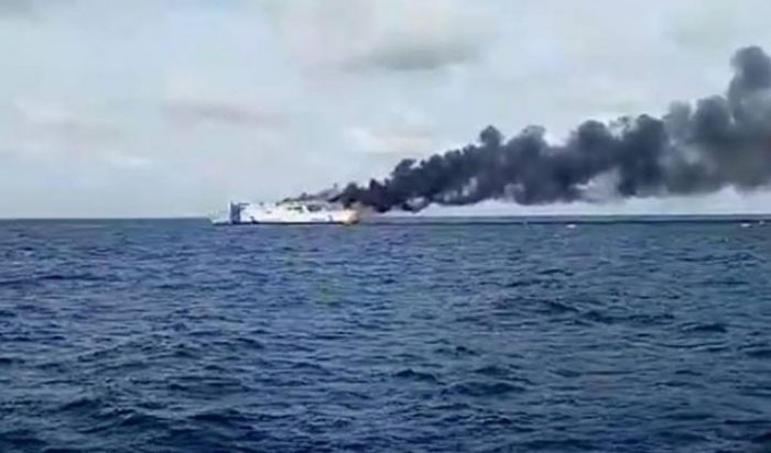 150 Penumpang KM Santika Nusantara Sudah Dievakuasi, Ratusan Orang Hilang 150 Penumpang KM Santika Nusantara Sudah Dievakuasi, Ratusan Orang Hilang