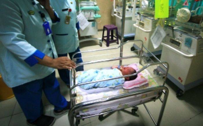 Bayi Mungil di Sidoarjo Dibuang di Teras Musala