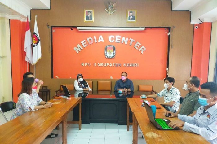 Hasil Rekapitulasi DPB KPU Kediri, Jumlah Pemilih di Bulan September Turun 931 Orang