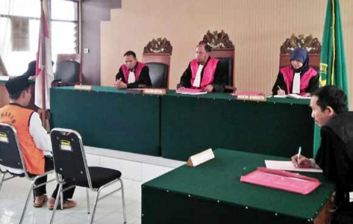 Terdakwa Pembunuhan di Trantang Dituntut 13 Tahun Penjara Terdakwa Pembunuhan di Trantang Dituntut 13 Tahun Penjara