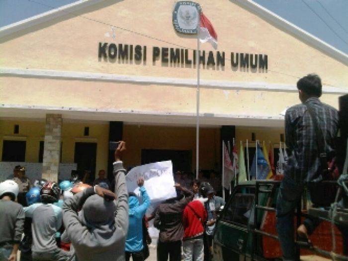 KPU Didemo Soal Abd Azis yang Anggota KPU dan Aktif di Parpol 