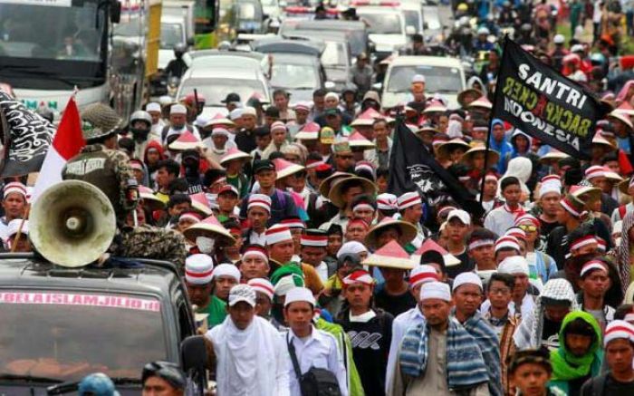 Aksi 212 Bakal Dibenturkan, HMI dan KAMMI Instruksikan Kader Ikut Aksi Aksi 212 Bakal Dibenturkan, HMI dan KAMMI Instruksikan Kader Ikut Aksi
