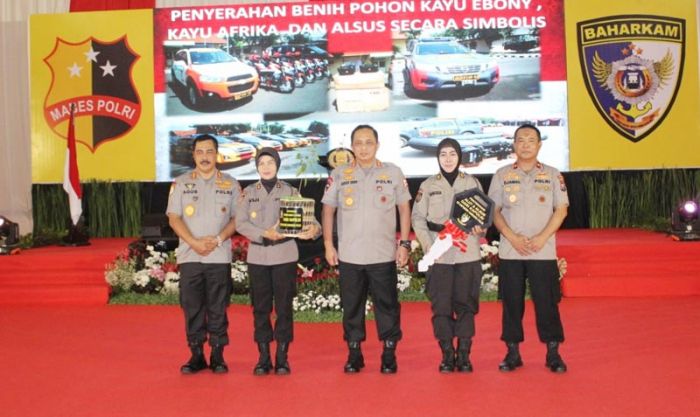 Rakernis Baharkam Polri 2020 Diisi Baksos dan Bakti Kesehatan Bagi Ribuan Warga Rakernis Baharkam Polri 2020 Diisi Baksos dan Bakti Kesehatan Bagi Ribuan Warga