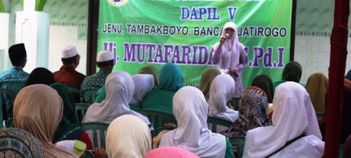 Reses Dewan, Hj Mutafarida Serap Aspirasi Warga Jenu, Tuban