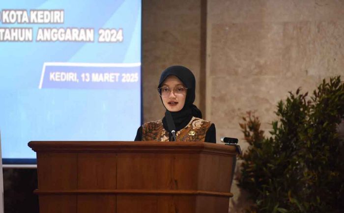 Wali Kota Kediri Jelaskan Ranwal RPJMD 2025-2029 dan LKPJ 2024 Wali Kota Kediri Jelaskan Ranwal RPJMD 2025-2029 dan LKPJ 2024