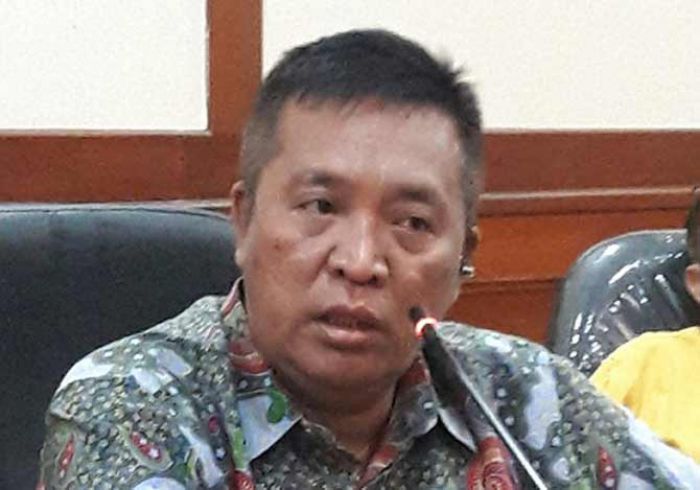 Sayembara Temukan ASN Nongkrong saat Dinas, Ketua Komisi I DPRD Gresik Janjikan Reward Sayembara Temukan ASN Nongkrong saat Dinas, Ketua Komisi I DPRD Gresik Janjikan Reward