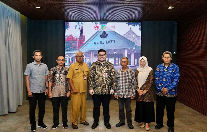 Bupati Kediri Terapkan Rapor Guru di SMA Dharma Wanita Boarding School Bupati Kediri Terapkan Rapor Guru di SMA Dharma Wanita Boarding School