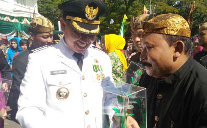 Apel Peringatan Hari Jadi ke-103 Kota Malang, Wali Kota Anton: Kita Harus jadi Pemain Utama Apel Peringatan Hari Jadi ke-103 Kota Malang, Wali Kota Anton: Kita Harus jadi Pemain Utama