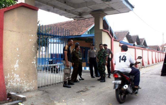 Ekslokalisasi Gude Dijaga Aparat 24 Jam 