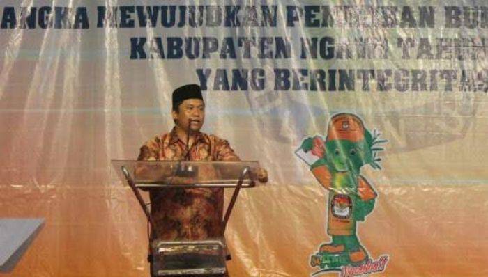 Konsolidasi PPS dan PPK se-Ngawi, KPU Pusat Ingatkan Penggunaan Form A5 Konsolidasi PPS dan PPK se-Ngawi, KPU Pusat Ingatkan Penggunaan Form A5