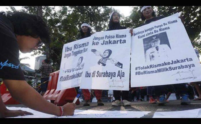 Wali Kota Blitar Curigai Penggerak Penolakan Risma ke Jakarta di Surabaya Orangnya Ahok Wali Kota Blitar Curigai Penggerak Penolakan Risma ke Jakarta di Surabaya Orangnya Ahok