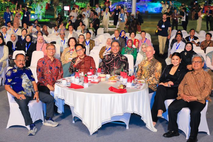 Hadiri Welcome Dinner ICAS 2024, Pj Gubernur Adhy Yakin Beri Kontribusi Perekonomian Jatim Hadiri Welcome Dinner ICAS 2024, Pj Gubernur Adhy Yakin Beri Kontribusi Perekonomian Jatim