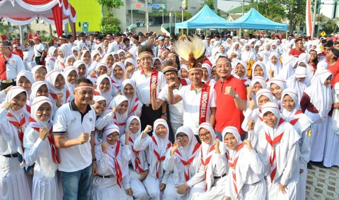 Wabup dan Forkopimda Gresik Gelar Deklarasi NKRI Cinta Papua Wabup dan Forkopimda Gresik Gelar Deklarasi NKRI Cinta Papua