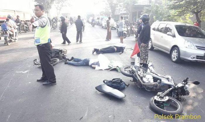 Adu Moncong di Prambon Sidoarjo, Dua Pemotor Tewas Seketika Adu Moncong di Prambon Sidoarjo, Dua Pemotor Tewas Seketika