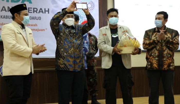Hudiyono Minta Pemuda Muhammadiyah Sidoarjo Gerakkan Ekonomi Kreatif Lewat Jejaring Hudiyono Minta Pemuda Muhammadiyah Sidoarjo Gerakkan Ekonomi Kreatif Lewat Jejaring