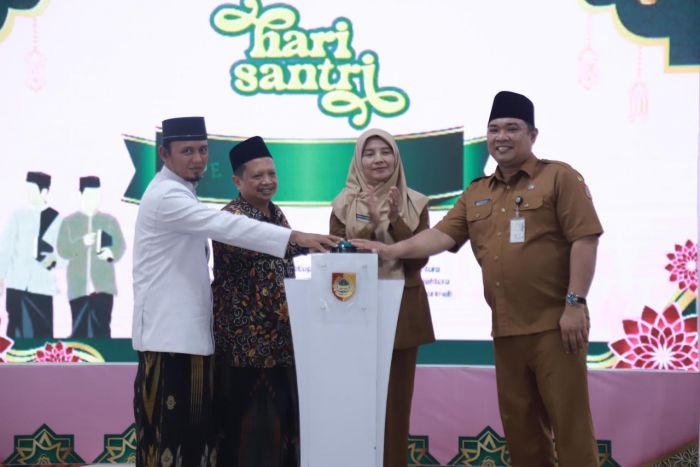 Festival Santri 2025 Resmi Dibuka di Jember, Kembangkan Semangat Dakwah dan Kreativitas Santri Festival Santri 2025 Resmi Dibuka di Jember, Kembangkan Semangat Dakwah dan Kreativitas Santri