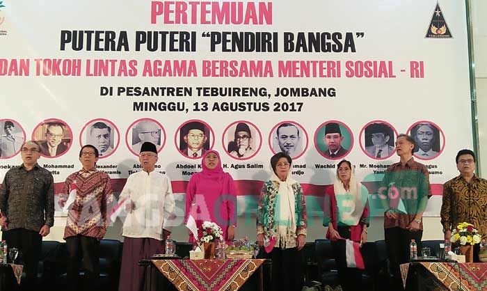 Dihadiri Mensos, Putra-Putri Pendiri Bangsa Berkumpul di Tebuireng Sampaikan Seruan Kebangsaan Dihadiri Mensos, Putra-Putri Pendiri Bangsa Berkumpul di Tebuireng Sampaikan Seruan Kebangsaan