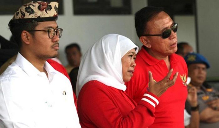 Vakum 5 Tahun, Khofifah Resmi Buka Turnamen Sepak Bola Piala Gubernur 2020 di Bangkalan Vakum 5 Tahun, Khofifah Resmi Buka Turnamen Sepak Bola Piala Gubernur 2020 di Bangkalan