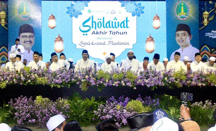 Gelar Gema Sholawat, Gus Ipul Harap Kota Pasuruan Dapat Rahmat dan Barokah dari Allah Swt Gelar Gema Sholawat, Gus Ipul Harap Kota Pasuruan Dapat Rahmat dan Barokah dari Allah Swt