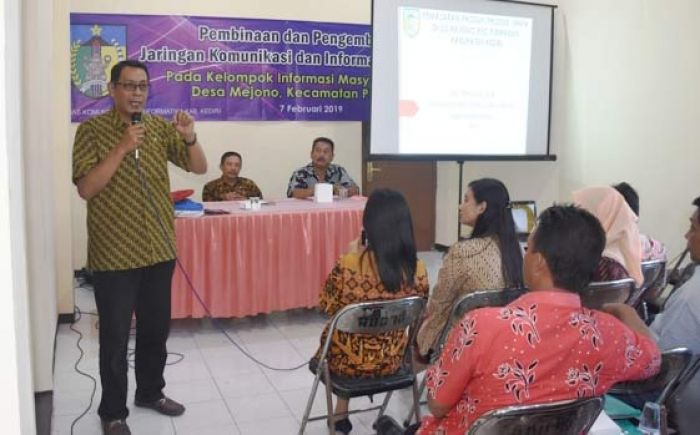 Pemasaran Produk UMKM Desa Mejono Melalui KIM Pemasaran Produk UMKM Desa Mejono Melalui KIM