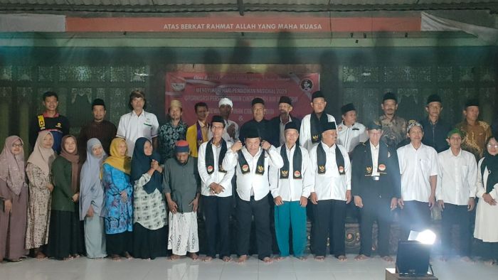 Peringati Hardiknas, Para Relawan Pendidikan Gelar Musyawarah di Persantren Perdamaian Kediri Peringati Hardiknas, Para Relawan Pendidikan Gelar Musyawarah di Persantren Perdamaian Kediri