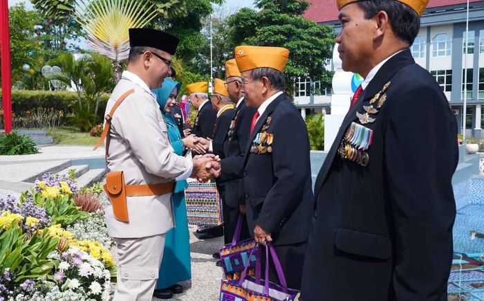 Pemkot Batu Gelar Upacara Peringatan Hari Pahlawan 2024 Pemkot Batu Gelar Upacara Peringatan Hari Pahlawan 2024