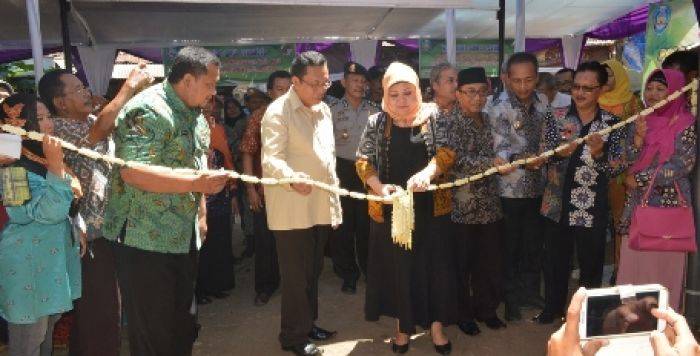 Kementerian Koperasi dan UKM Resmikan Pasar Syariah Al-Barokah Mlandingan Kulon Situbondo