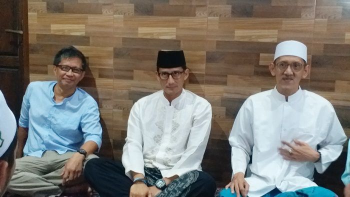 Cawapres Sandiaga Hadiri Haul Akbar di Ponpes Sambilangan Bangkalan Cawapres Sandiaga Hadiri Haul Akbar di Ponpes Sambilangan Bangkalan