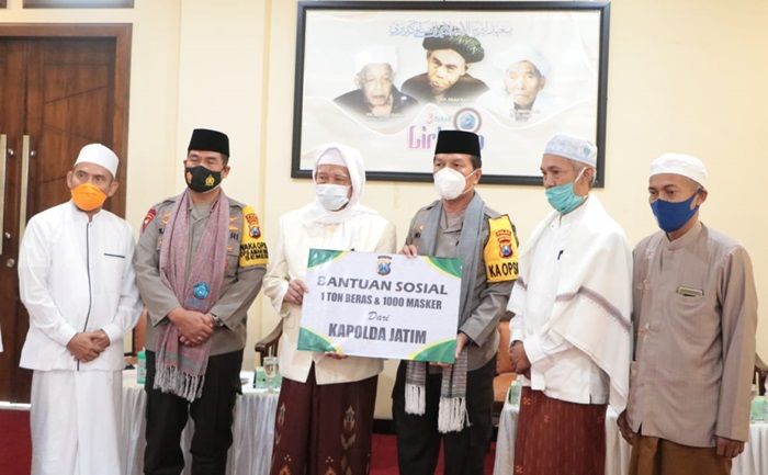 Kunjungi Kota Kediri, Kapolda Jatim Silahturahim ke Ponpes Lirboyo dan Al Amien Kunjungi Kota Kediri, Kapolda Jatim Silahturahim ke Ponpes Lirboyo dan Al Amien