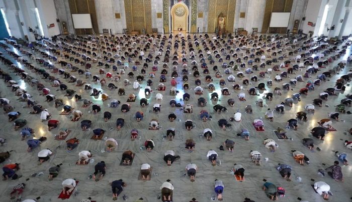 Gelar Salat Idul Adha di Masa Pandemi, Masjid Al Akbar akan Terapkan Sistem ID Card